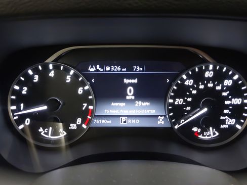 Used 2022 Nissan Frontier SV AWD/4WD image 19