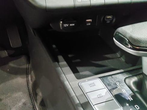 Used 2022 Hyundai Elantra SEL w/ Preferred Accessory Package FWD image 27