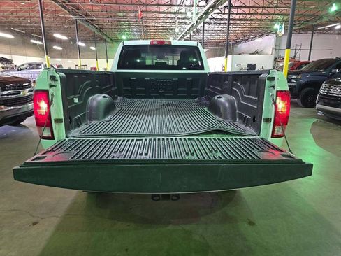 Used 2018 RAM 2500 Tradesman w/ Chrome Appearance Group AWD/4WD image 8