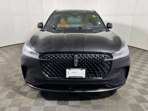 Certified 2025 Lincoln Aviator Black Label w/ Jet Appearance Package AWD/4WD image 8