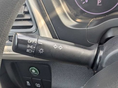 Used 2019 Honda HR-V LX image 25