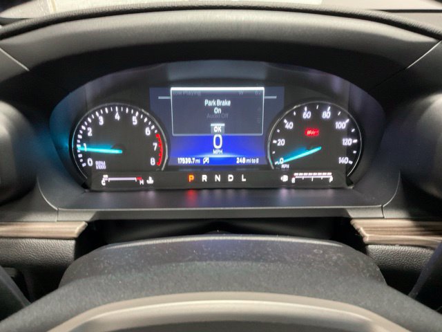 Used 2023 Ford Explorer Limited w/ Limited Technology Package AWD/4WD image 32