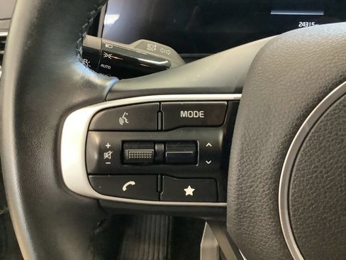 Certified 2024 Kia Sportage EX AWD/4WD image 16