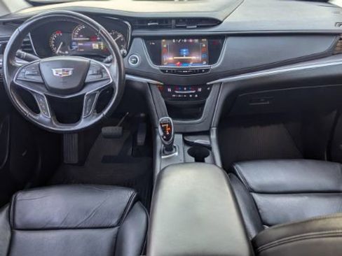 Used 2019 Cadillac XT5 Luxury image 23