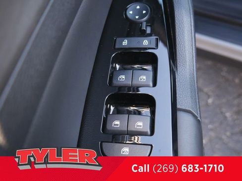 Used 2023 Kia Sportage X-Line w/ X-Line Premium Package image 23