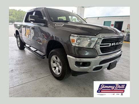 Used 2021 RAM 1500 Big Horn AWD/4WD image 1
