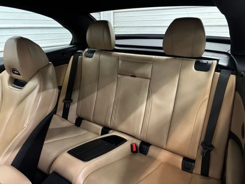 Used 2016 BMW M4 Convertible RWD image 25