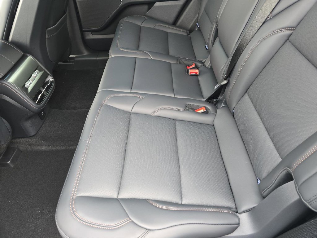 New 2026 Lincoln Nautilus Premier w/ Equipment Group 102A AWD/4WD image 13