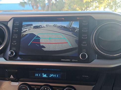 Used 2022 Toyota Tacoma SR5 image 21