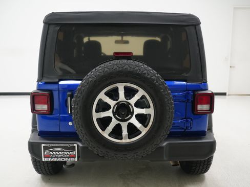 Used 2018 Jeep Wrangler Sport S image 5