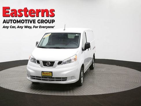 Used 2020 Nissan NV200 S image 51