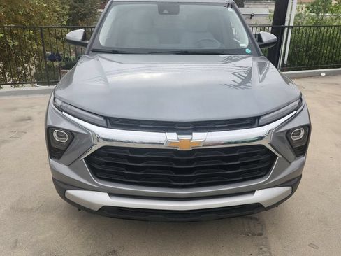 Used 2024 Chevrolet TrailBlazer LT AWD/4WD image 1