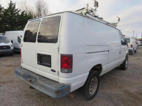 Used 2012 Ford E-250 and Econoline 250 w/ Commercial Cargo Van Pkg image 5