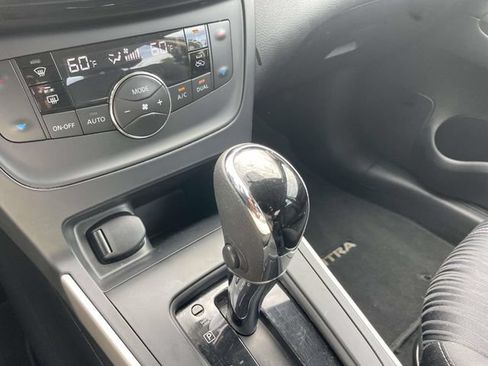 Used 2018 Nissan Sentra SV FWD image 31
