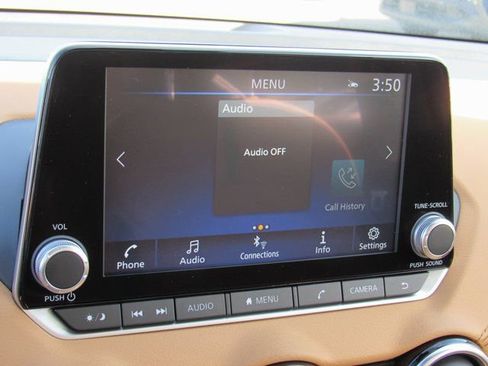 New 2025 Nissan Sentra SV w/ SV Premium Package image 15