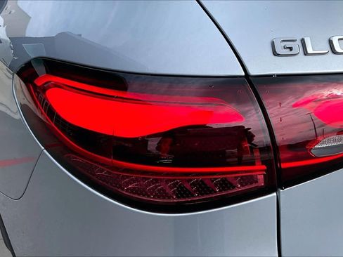 Used 2023 Mercedes-Benz GLC 300 image 28