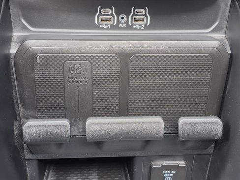 Used 2025 RAM 1500 Big Horn AWD/4WD image 22