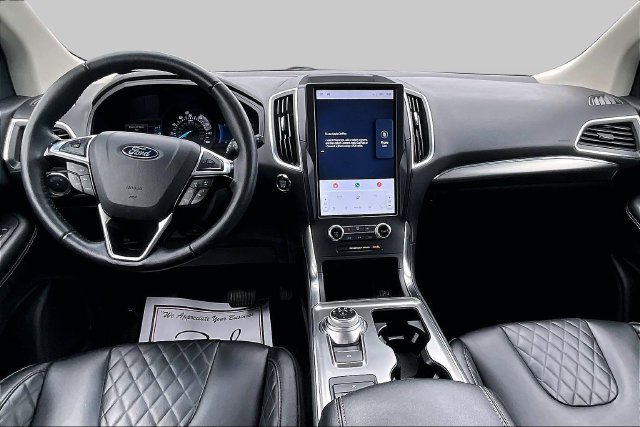 Used 2024 Ford Edge Titanium AWD/4WD image 18