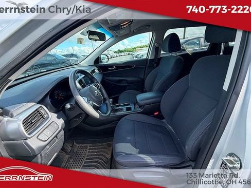 Used 2020 Kia Sorento LX FWD image 13