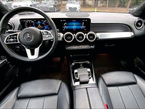 Used 2020 Mercedes-Benz GLB 250 4MATIC image 15