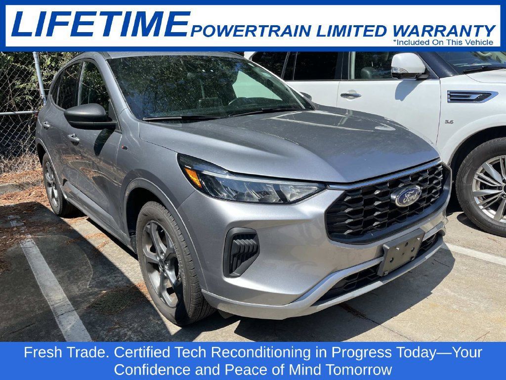 Used 2024 Ford Escape ST-Line AWD/4WD image 1