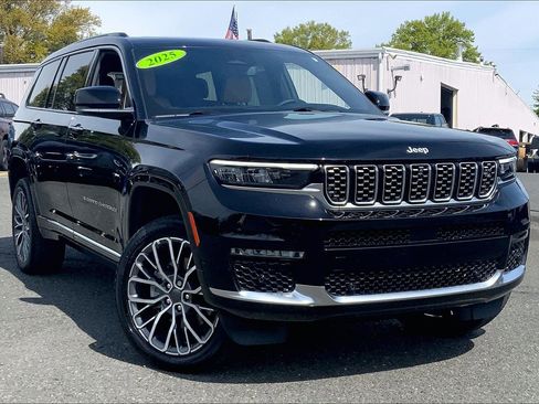 Certified 2025 Jeep Grand Cherokee L Summit w/ Advanced Protech Group IV AWD/4WD image 2