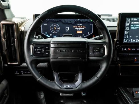 Used 2025 GMC Hummer EV 3X w/ LPO, Sport Package image 18