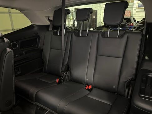 Certified 2025 Subaru Ascent Limited w/ Popular Package #1 image 64