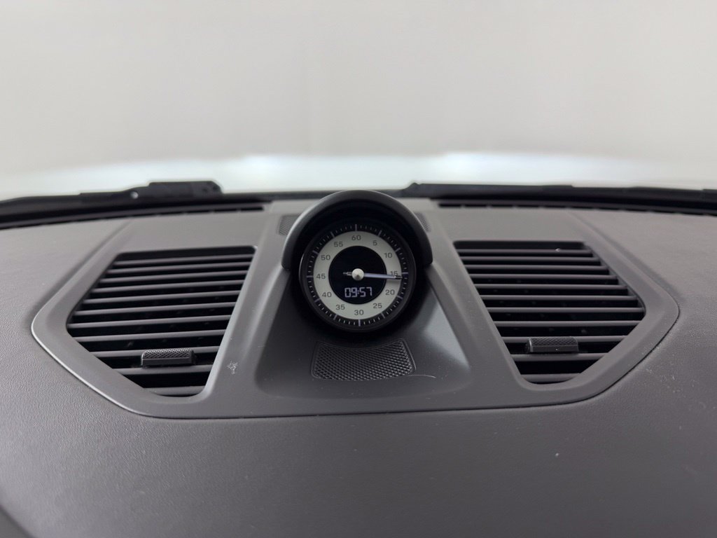 Certified 2024 Porsche 911 Carrera RWD image 30