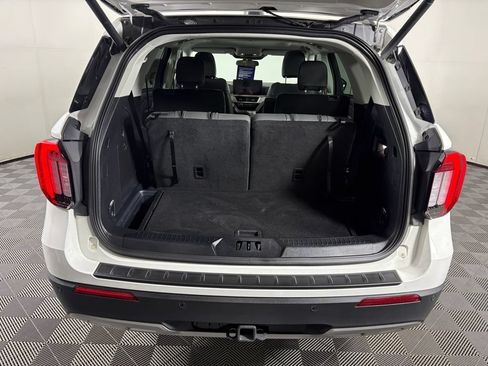 Certified 2025 Ford Explorer Active w/ Active Comfort Package AWD/4WD image 34