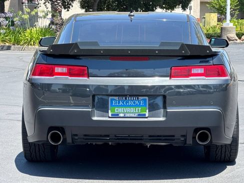 Used 2014 Chevrolet Camaro SS RWD image 4