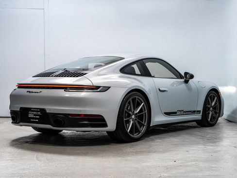 Certified 2024 Porsche 911 Carrera T RWD image 7