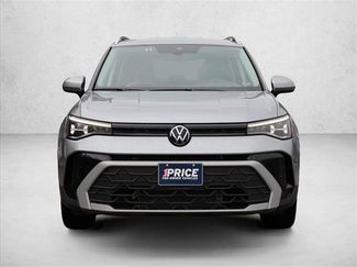 Used 2025 Volkswagen Taos SE FWD video 2