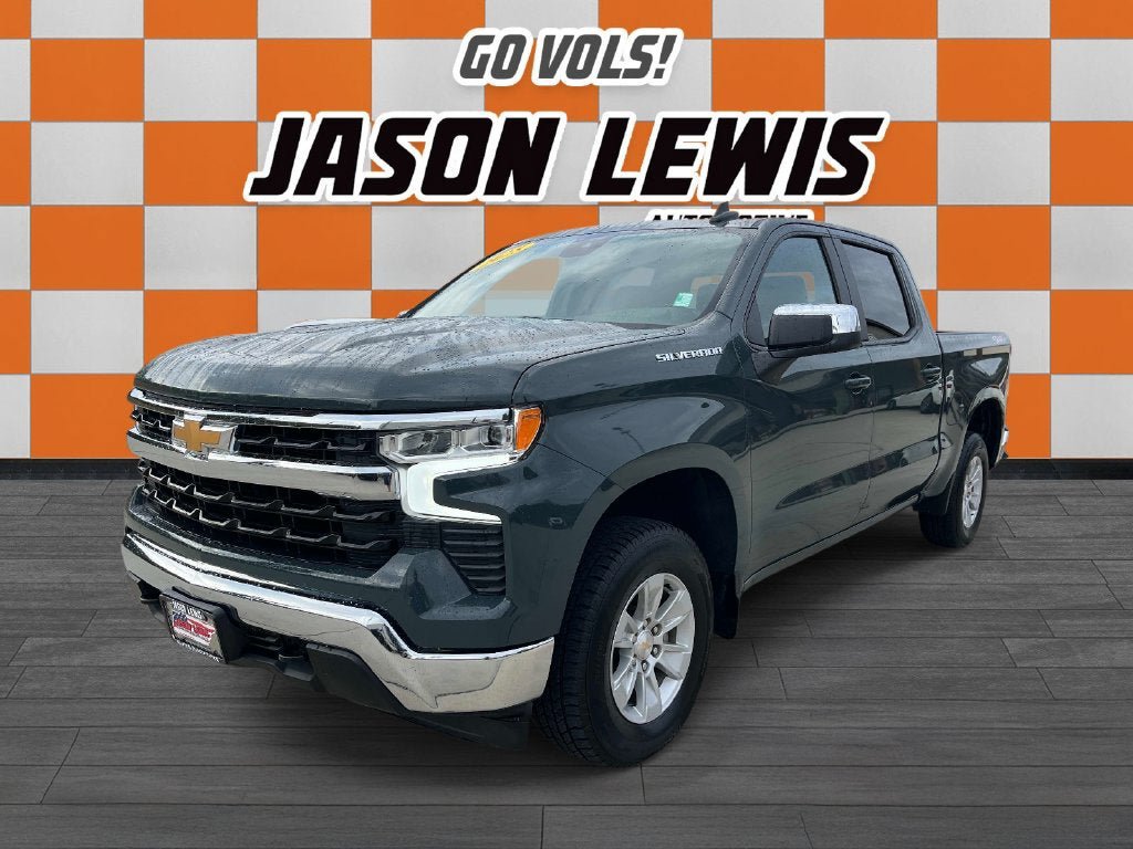Used 2025 Chevrolet Silverado 1500 LT AWD/4WD image 7