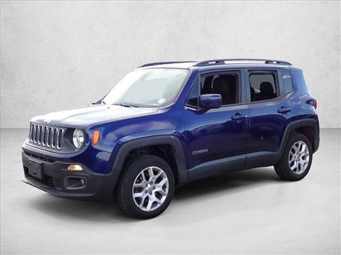 Used 2016 Jeep Renegade Latitude w/ Cold Weather Group AWD/4WD image 11
