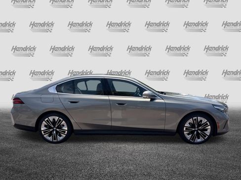 Certified 2025 BMW 540i xDrive image 11