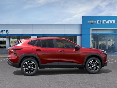 New 2026 Chevrolet Trax RS w/ Driver Confidence Package FWD image 6