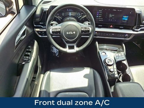 Used 2023 Kia Sportage EX AWD/4WD image 3