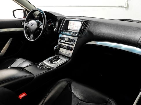 Used 2011 INFINITI G37 Sport w/ Premium Pkg image 16