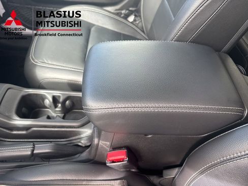 Used 2023 Jeep Wrangler Unlimited Sahara w/ Cold Weather Group image 31