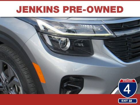 Used 2024 Kia Seltos S FWD image 9