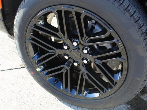 New 2026 Jeep Grand Wagoneer L Limited image 3