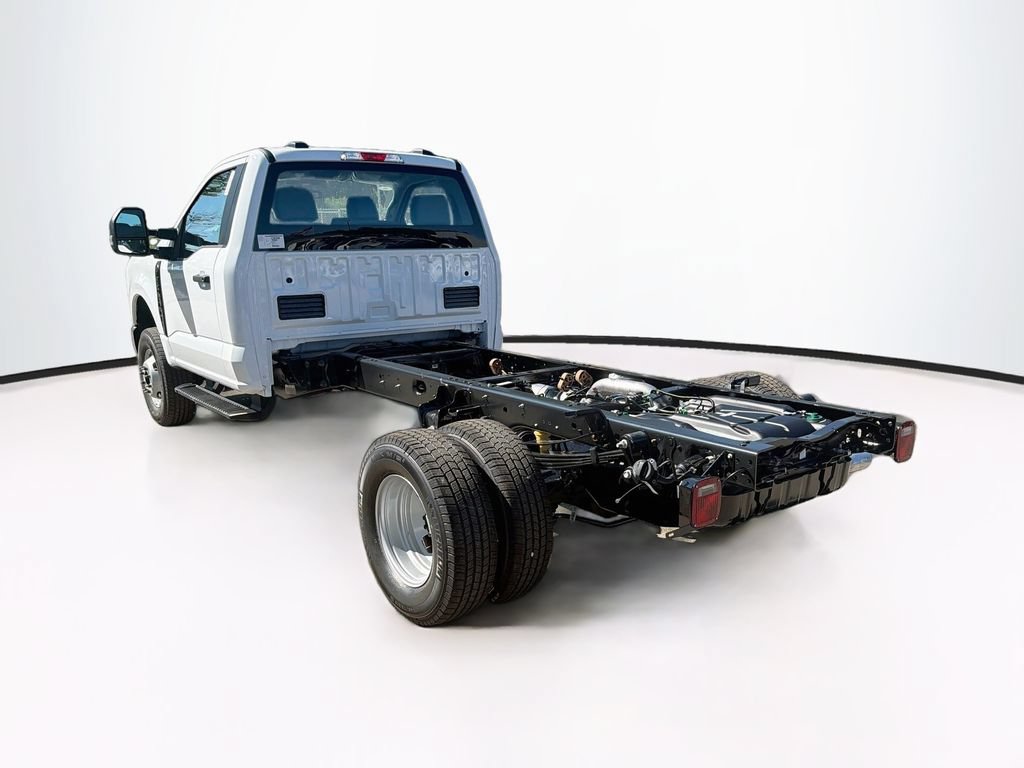 New 2027 Ford F350 XL w/ XL Chrome Package AWD/4WD image 4
