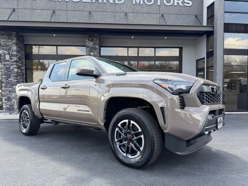 Used 2026 Toyota Tacoma TRD Off-Road AWD/4WD image 12
