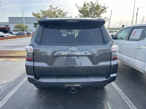 Used 2019 Toyota 4Runner SR5 Premium image 9