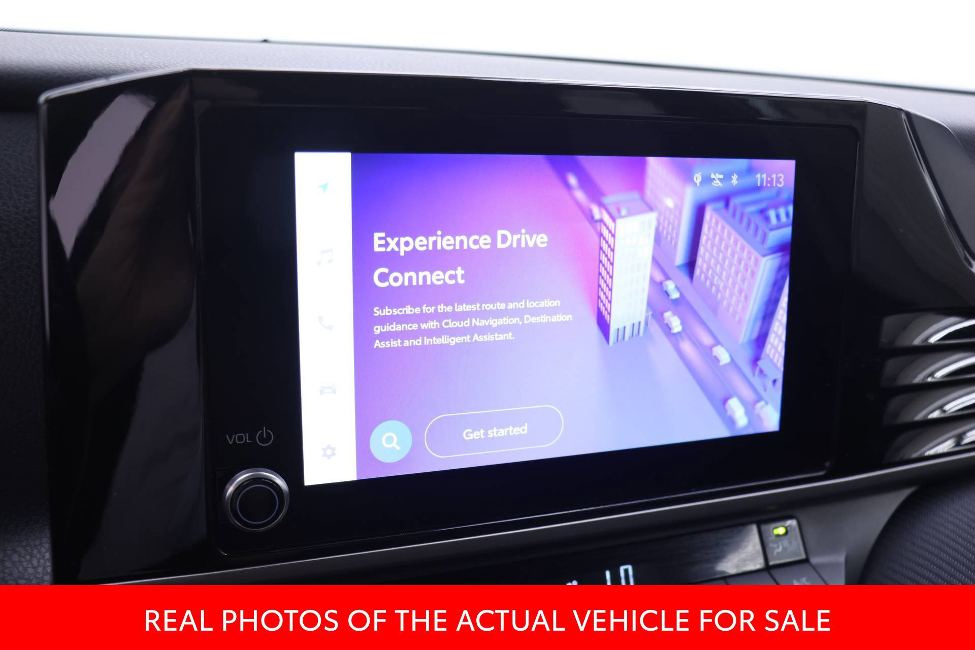 Certified 2025 Toyota Camry SE FWD image 8