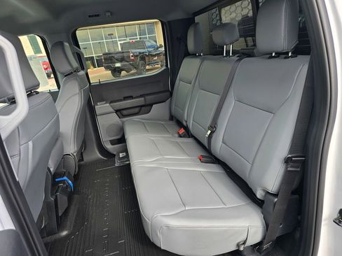 New 2026 Ford F550 4x4 Crew Cab image 26
