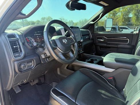 Used 2022 RAM 2500 Laramie w/ Night Edition AWD/4WD image 14