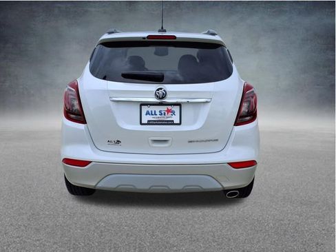 Used 2019 Buick Encore Essence w/ Experience Buick Package FWD image 7