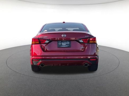 Used 2024 Nissan Altima 2.5 SV w/ SV Premium Package AWD/4WD image 6